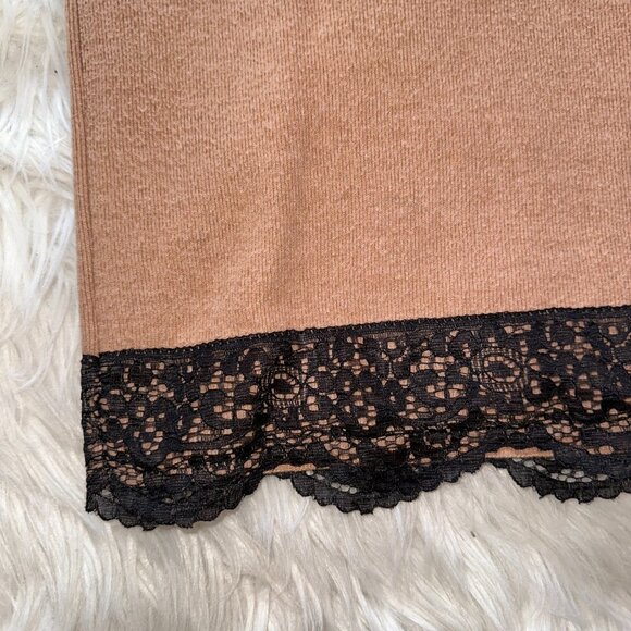 Zara Lace Mini Sweater Dress with Lace - Picture 2 of 4